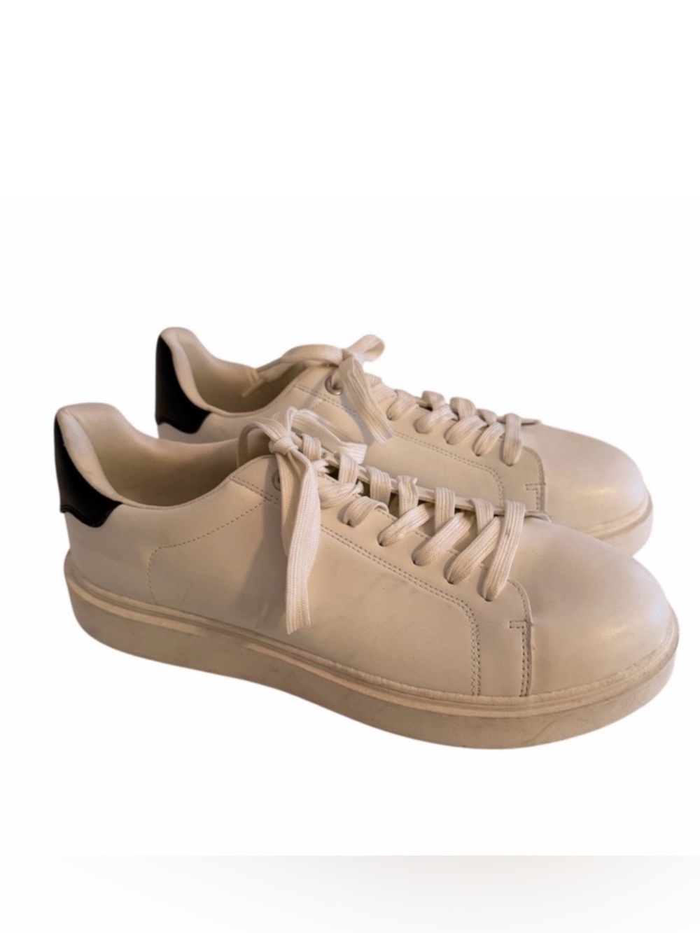 torrid White Man-Made Chunky Lace-Up Sneaker 13WW NEW
